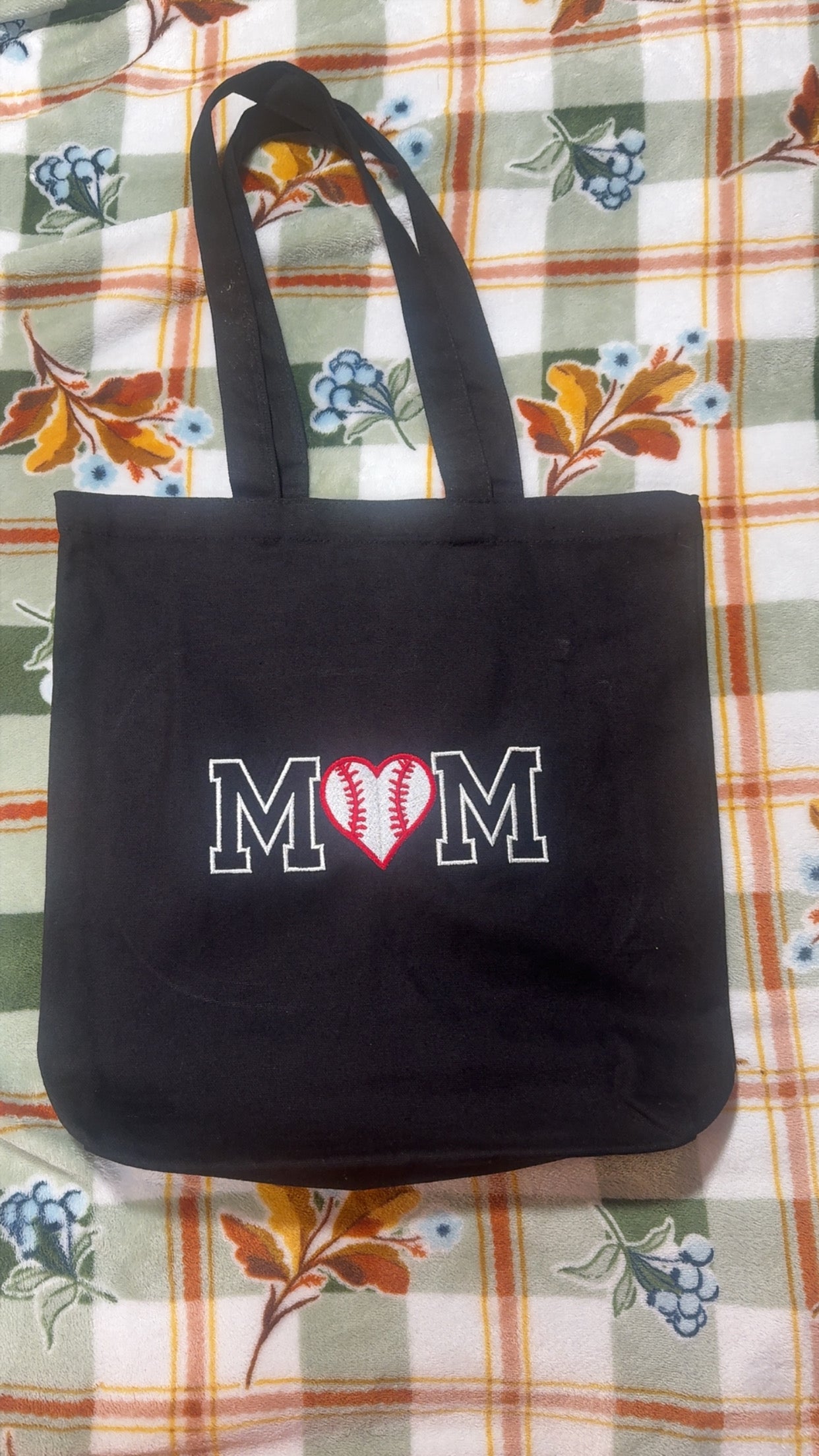 Embroidered Med. Size Tote Bag Mom W/baseball or softball